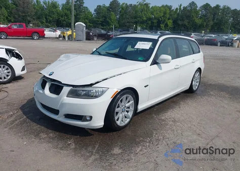 2011 BMW 328I из США, поврежденный, VIN WBAUT9C50BA191921